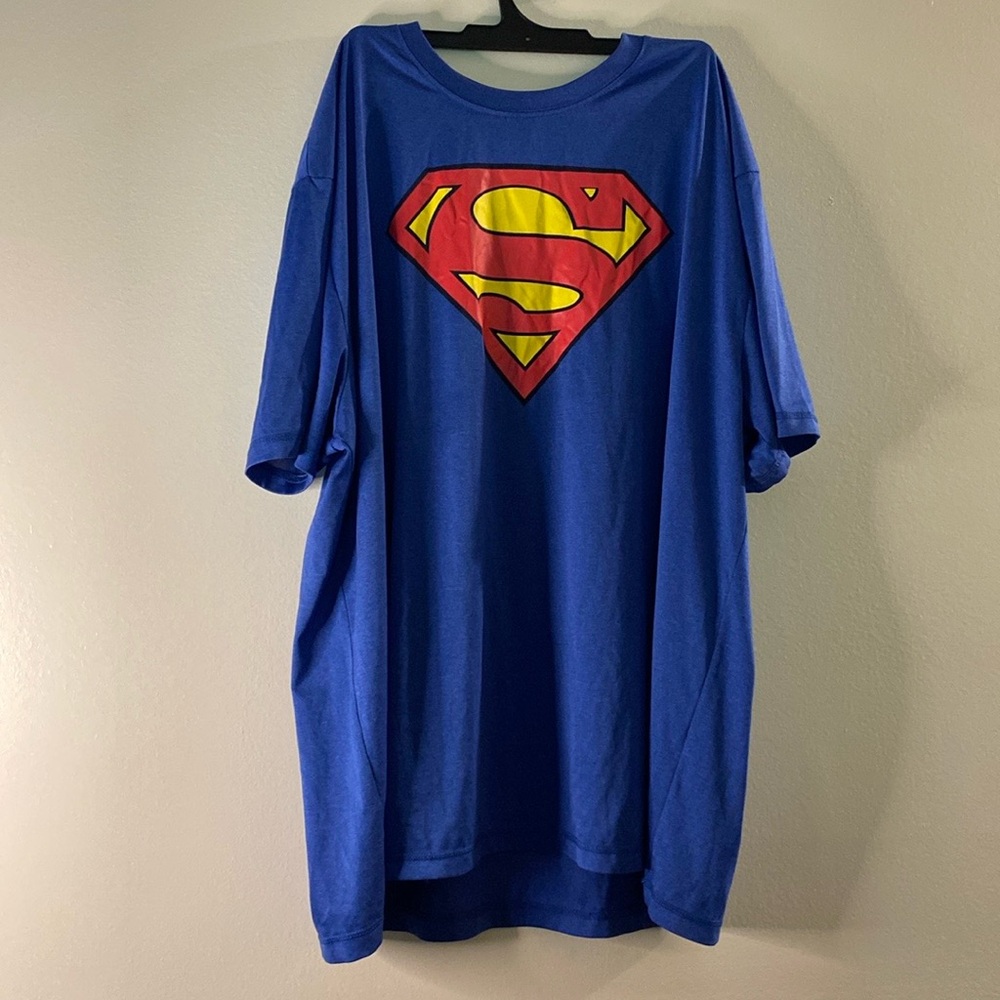 DC Comics Men’s Blue Short Sleeve Superman Shirt (Size XL)